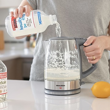 Waterkoker ontkalken? Zo maak je je waterkoker grondig schoon Waterkoker ontkalken? Zo maak je je waterkoker grondig schoon
